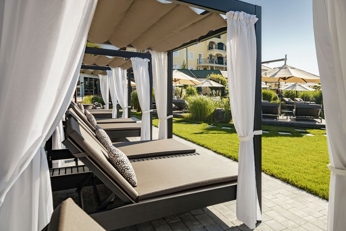 Himmelbetten im Wellness- & Sporthotel Jagdhof, Bayerischer Wald